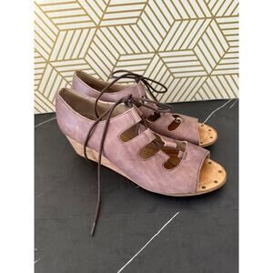 LaTigo Women's Leather Sandals | Size 10